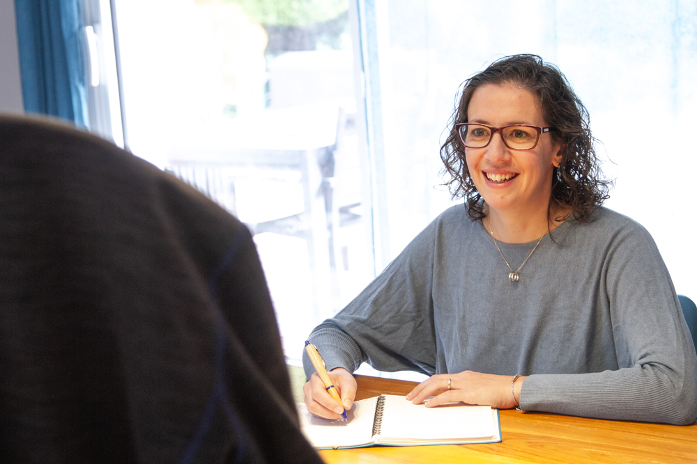 moi en consultation avec des parents